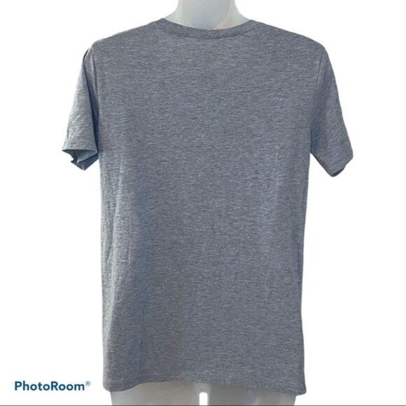 Disney Minnie Mouse Gray Short Sleeve Graphic Tee Size M - Picture 2 of 4